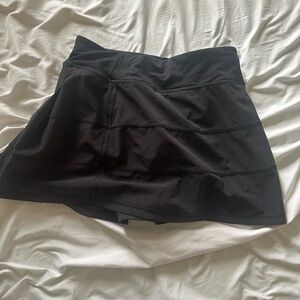 Lululemon tennis skirt 4” inseem